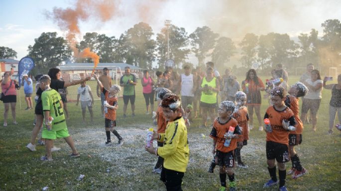 El festejo se pintó de naranja