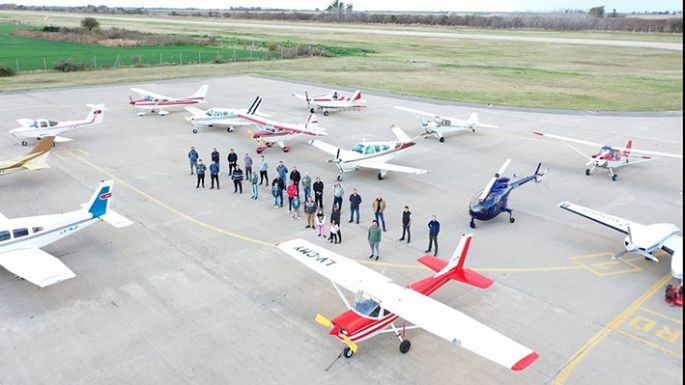El sueño de volver a poner en vuelo la escuela de planeadores