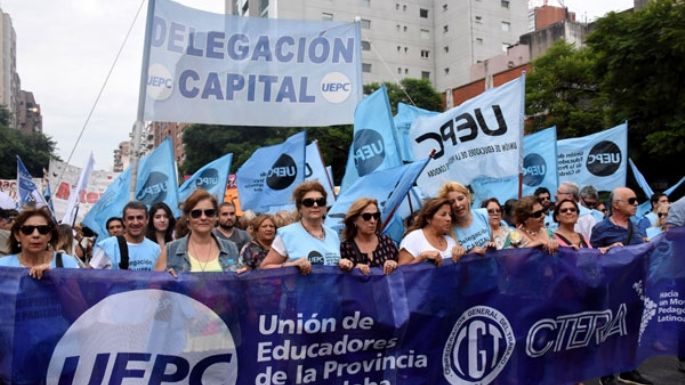 UEPC pedirá un aumento del 60% anual