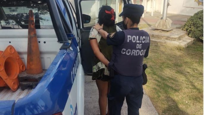Una mujer fue detenida por agredir a sus hijos y a su madre