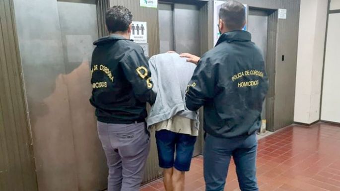 Un joven de 19 años ultimó a su mamá de un disparo en la cabeza