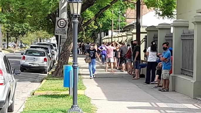 El centro de testeos del Favio se traslada al Anfiteatro