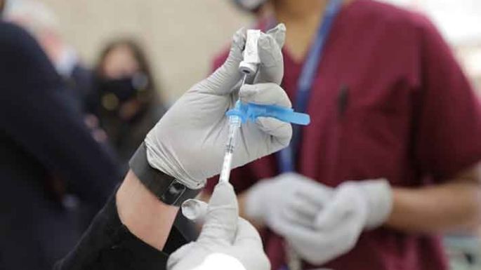 Mayores de 18 años podrán colocarse la tercera dosis luego de transcurrir 4 meses de la segunda