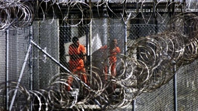 Reitera su voluntad de cerrar la prisión de Guantánamo