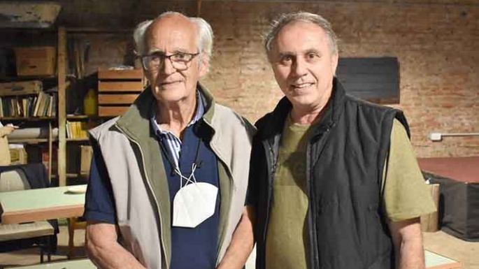 De fabricante de automóviles, a...