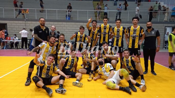 Gran triunfo de Rivadavia en el debut