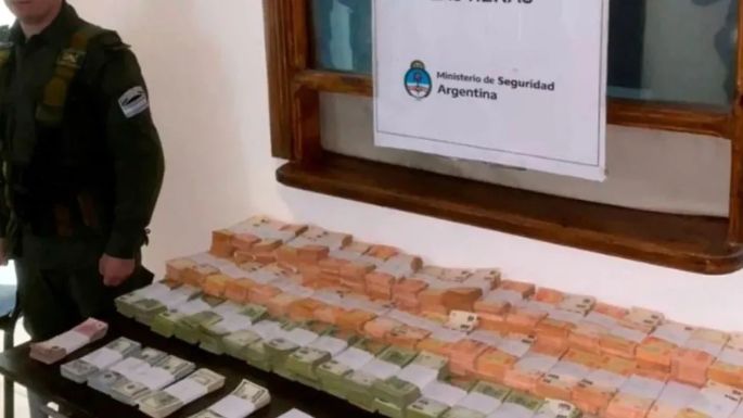 Empleado público cordobés fue sorprendido con más de $33 millones en el auto