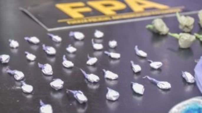 Detuvieron a una mujer, su hijo y su pareja por venta de drogas