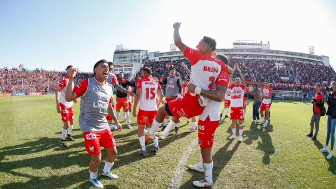 Instituto se aseguró el segundo lugar  y un lugar en la semifinal