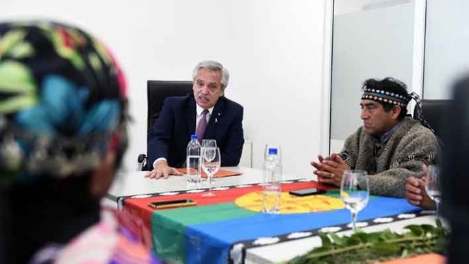 Fernández se reunió con mapuches