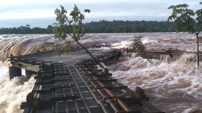 Cerraron el Parque Nacional Iguazú por la crecida de dos ríos: hay evacuados