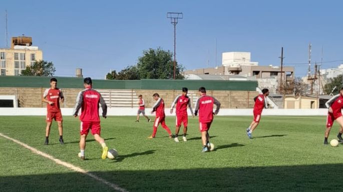 [Videos] Alumni se prepara para enfrentar a Alem, por primera vez, en un torneo nacional