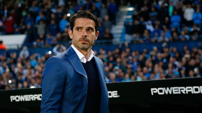 A pesar de Cardona, Racing va por el triunfo en Santa Fe