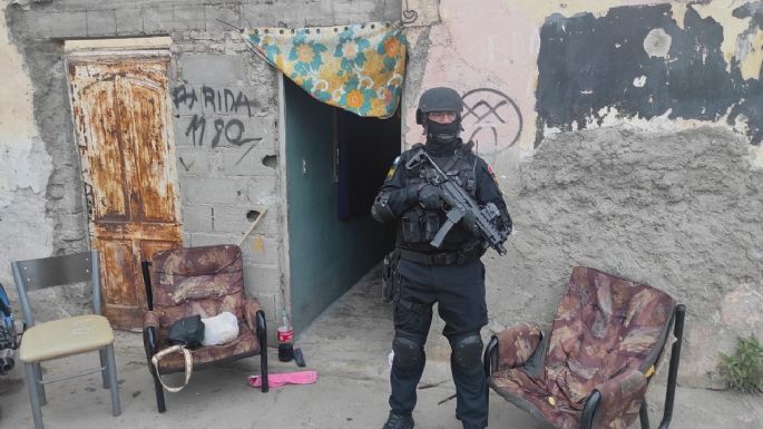 Villa Nueva: un perro de la Policía halló medio ladrillo de marihuana en un freezer