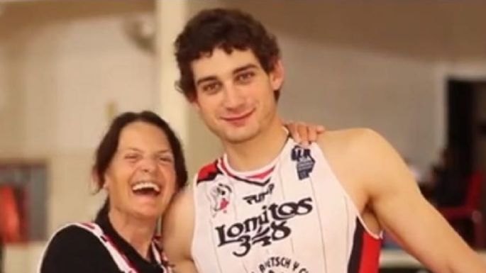 En el reflejo de las madres del deporte, ¡un saludo a todas en su día!