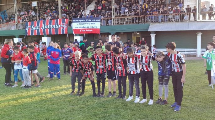 Ya se vive el clásico en la Placita