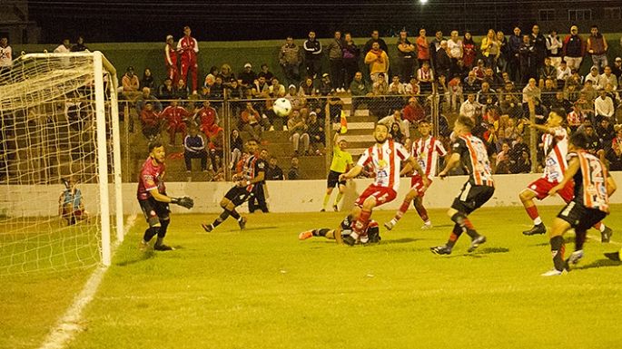 “El equipo estuvo a la altura del clásico y del torneo”
