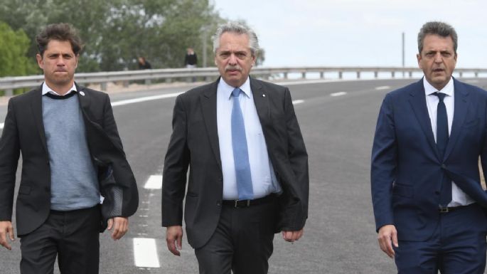 Fernández anunció un bono para sectores postergados e inversión en economía popular