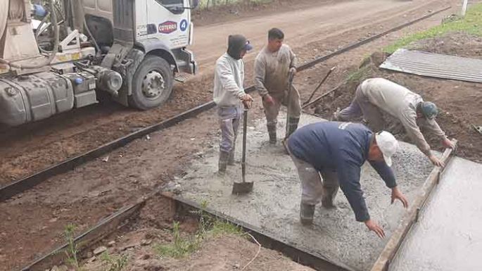 Continúa la obra de hormigonado