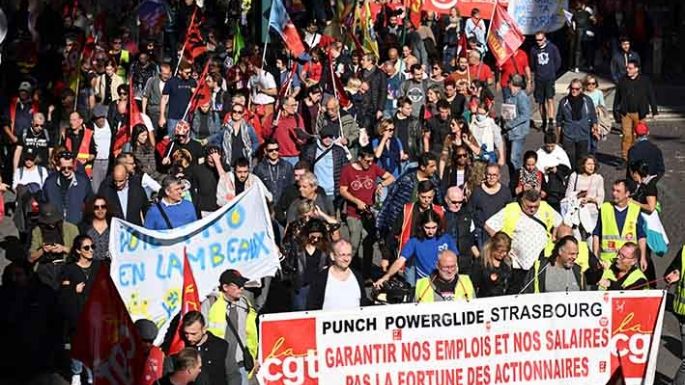Huelga general jaquea al Gobierno