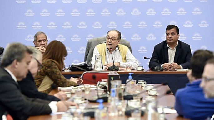 Presupuesto: cuarto intermedio hasta mañana