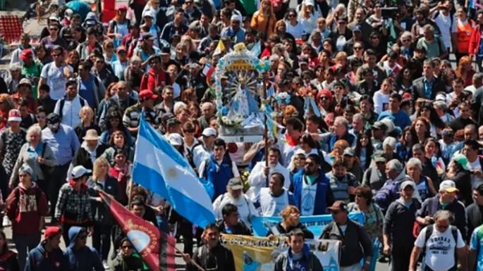 Multitud a Luján