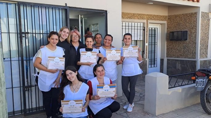 Alumnas obtuvieron premios destacados