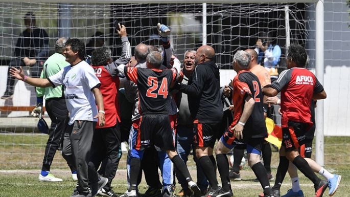 No es un chiste Gallego: AFUCO es súper campeón “máster” nacional