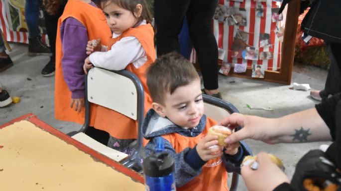 [GALERÍA DE FOTOS] Se está realizando la Feria de Alimentos en Villa Nueva