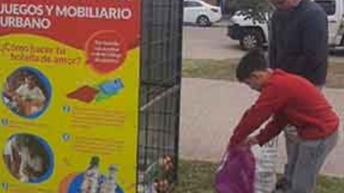 Dos toneladas de botellas de amor
