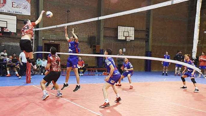 Trinitarios y Rivadavia juegan los dos en casa