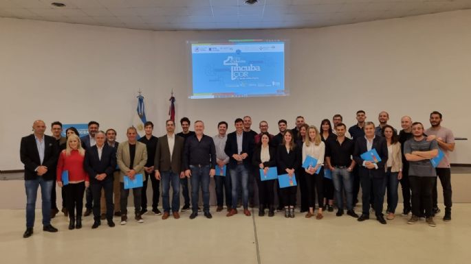 Recibieron sus certificados emprendedores del programa Incubacor