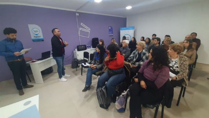 Finalizó el ciclo Villa Nueva Investiga