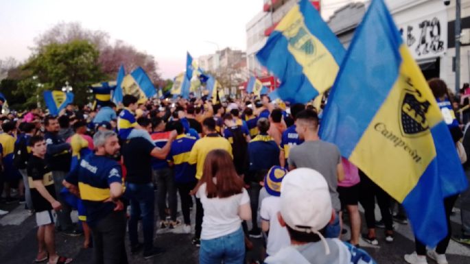 Boca campeón: Los hinchas villamarienses festejaron en la plaza