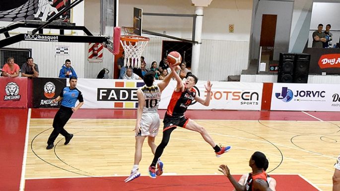 Ameghino aceleró y llegó hasta 100