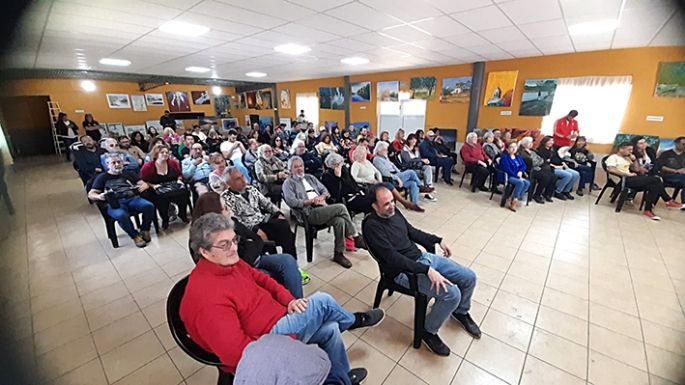Premiaron a los pintores paisajistas