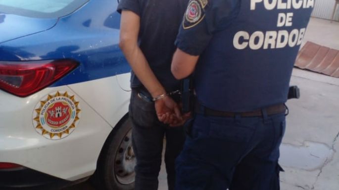 Iba en una moto con pedido de secuestro y lo arrestaron