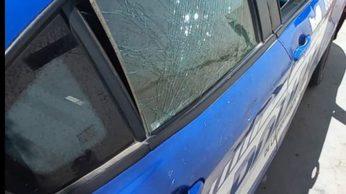 Uno manejaba ebrio y el otro violó una orden judicial y después dañó un patrullero