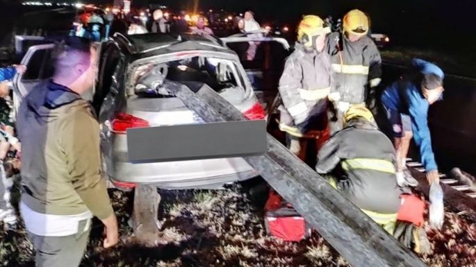 Choque fatal en la autopista: un hombre murió y otro grave fue trasladado al Pasteur