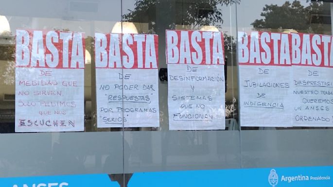 Anses: trabajadores están realizando una asamblea de una hora y exigen respuestas