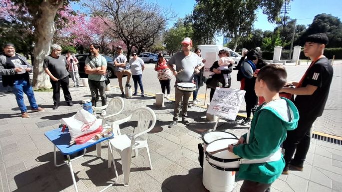 [Vídeos] Prestadores de salud de personas con discapacidad volvieron a reclamar por falta de pago