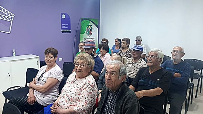 Cine para el Hogar de Día