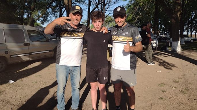 Triunfos en el motocross  y en el automovilismo