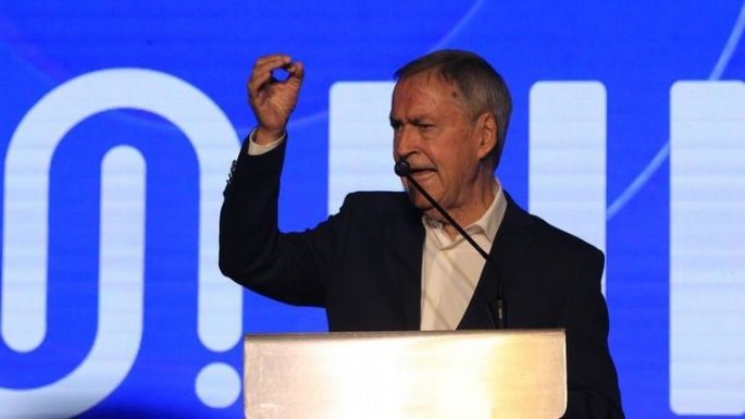 Schiaretti propone "transformar los planes sociales en puestos de trabajo genuino"