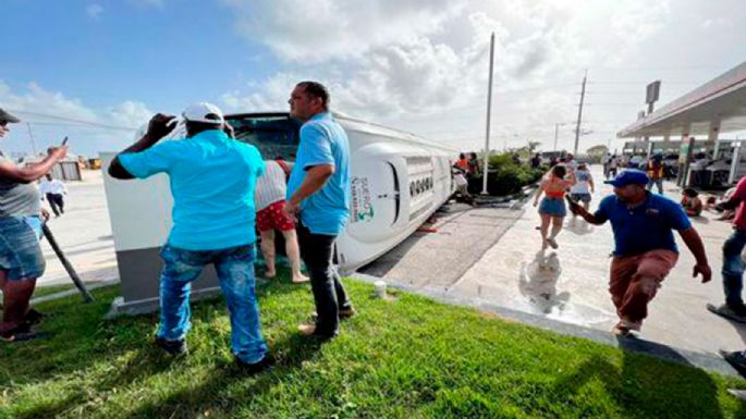 Punta Cana: volcó un colectivo con turistas y falleció una argentina