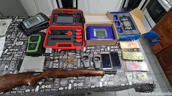 Detienen a 21 personas pertenecientes a una banda delictiva