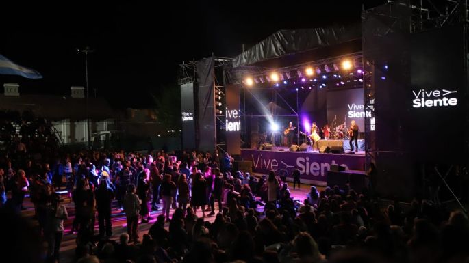 Esta noche se presenta El Choque Urbano, Canticuénticos y shows circenses