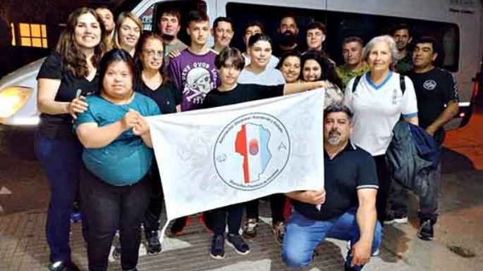 Viajaron a un torneo con Sol propio