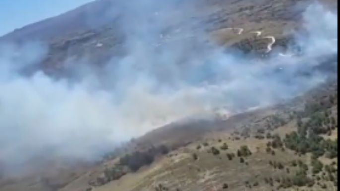 Bomberos combatieron incendio de gran magnitud en zona de Tanti