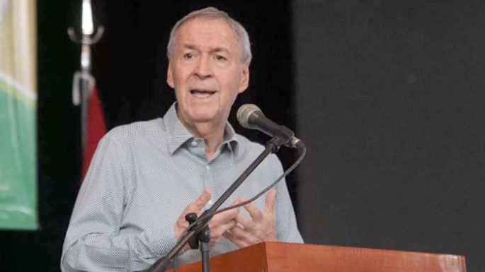 Schiaretti, a Abu Dhabi por financiamiento